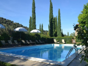 Detached farmhouse with private pool